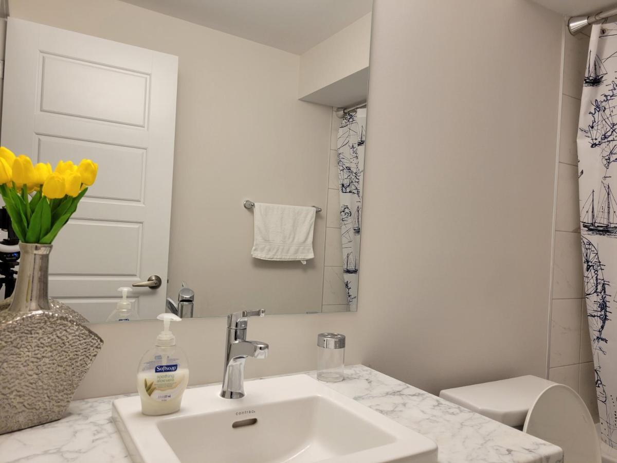 Clementina Suite Ottawa Bagian luar foto